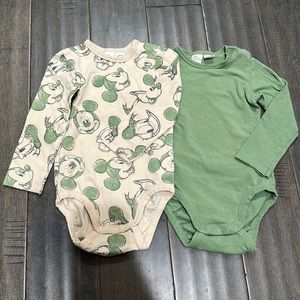 Baby bodysuit